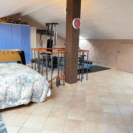 Villa Casa Perfetta Per Grandi Famiglie, Con Jacuzzi Bevera  Exterior foto