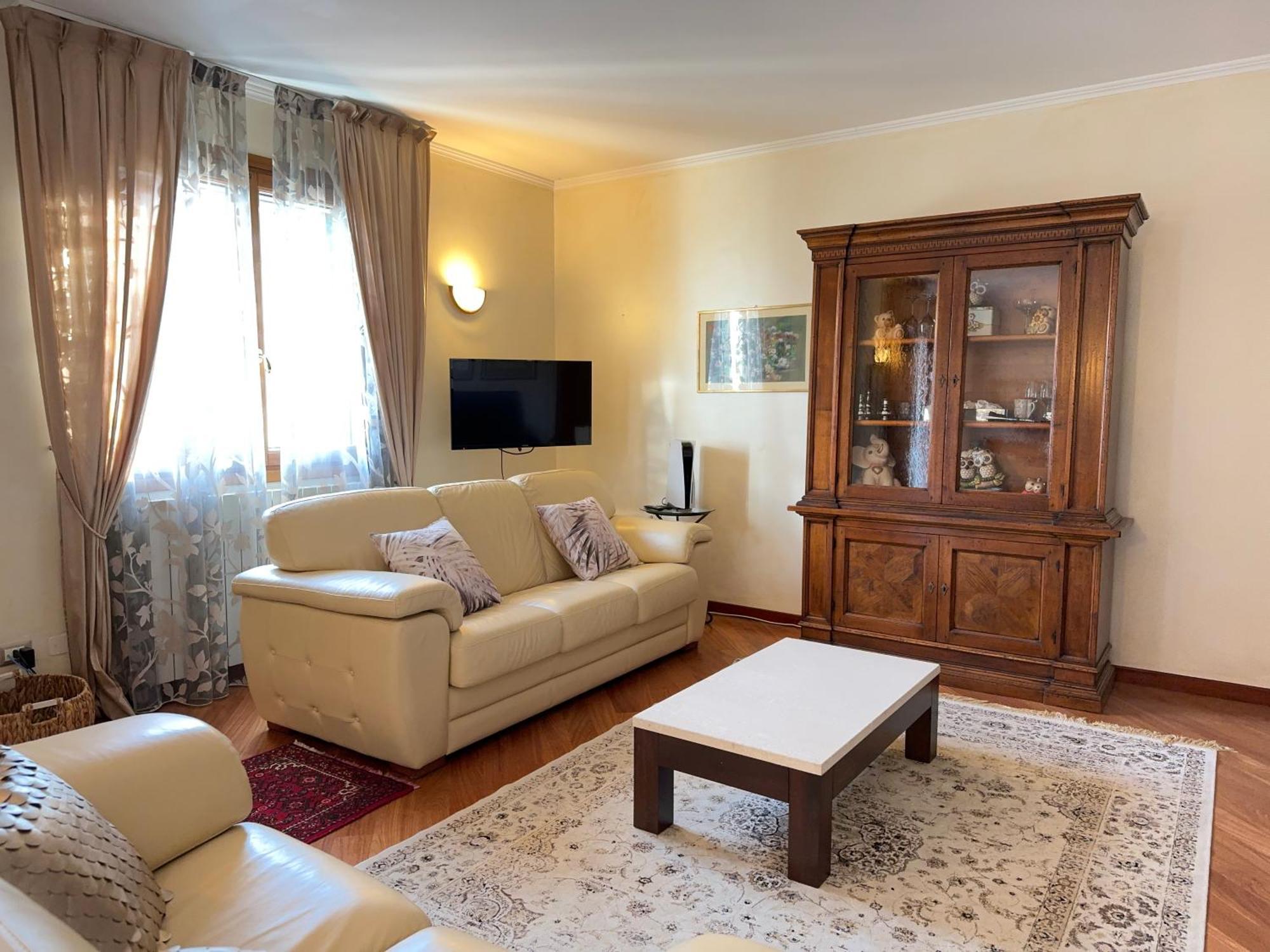 Villa Casa Perfetta Per Grandi Famiglie, Con Jacuzzi Bevera  Exterior foto