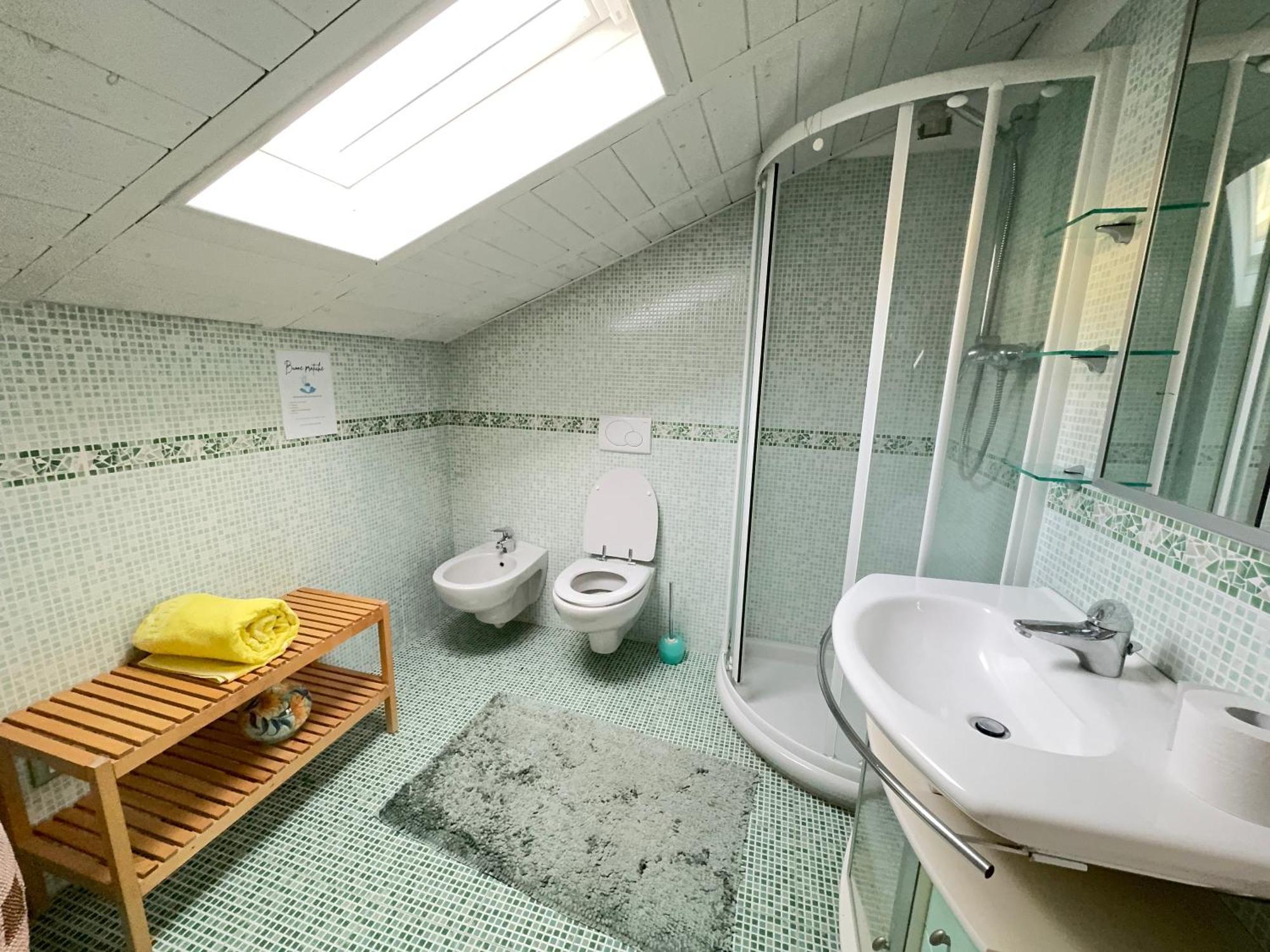 Villa Casa Perfetta Per Grandi Famiglie, Con Jacuzzi Bevera  Exterior foto