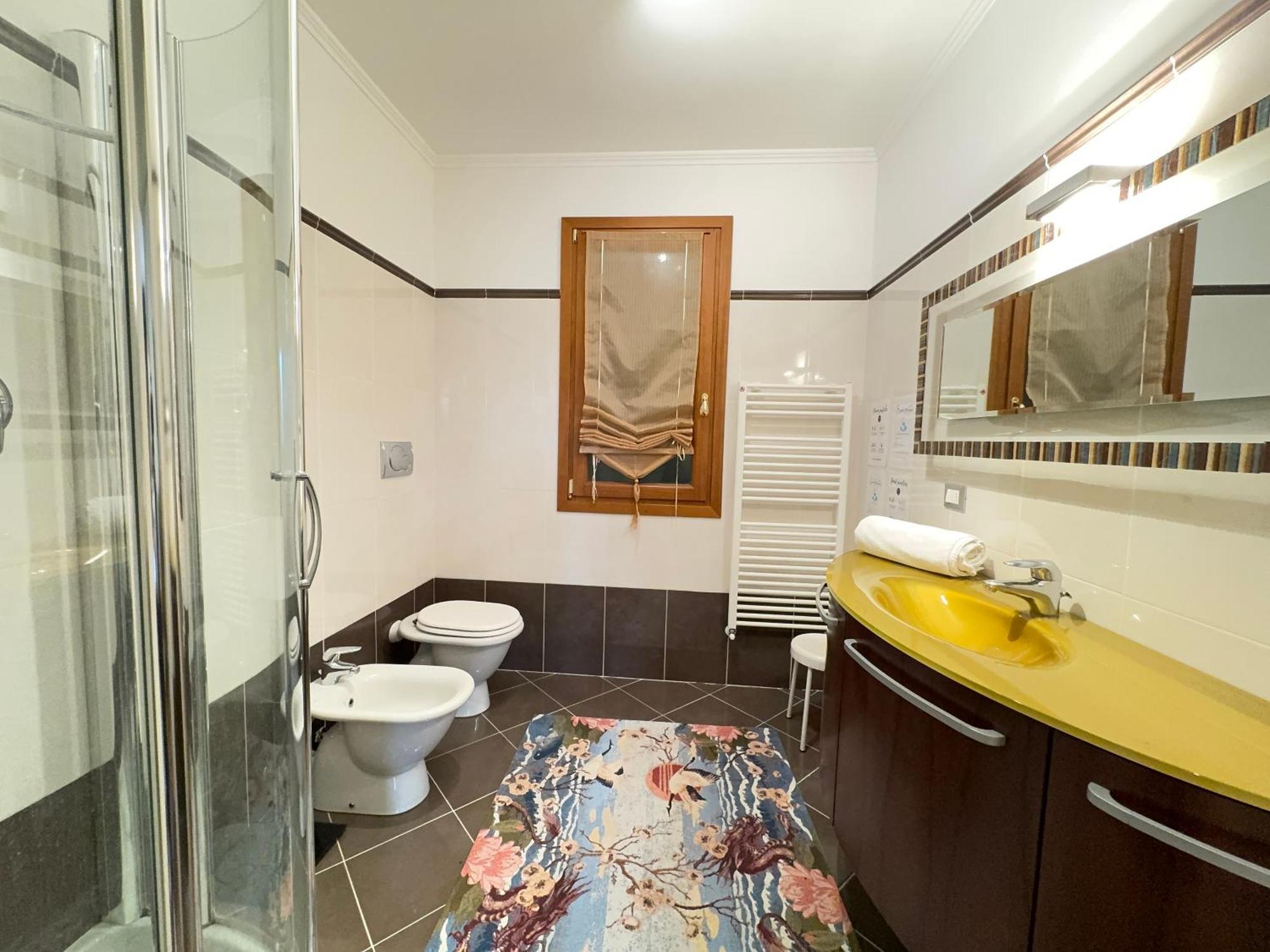 Villa Casa Perfetta Per Grandi Famiglie, Con Jacuzzi Bevera  Exterior foto